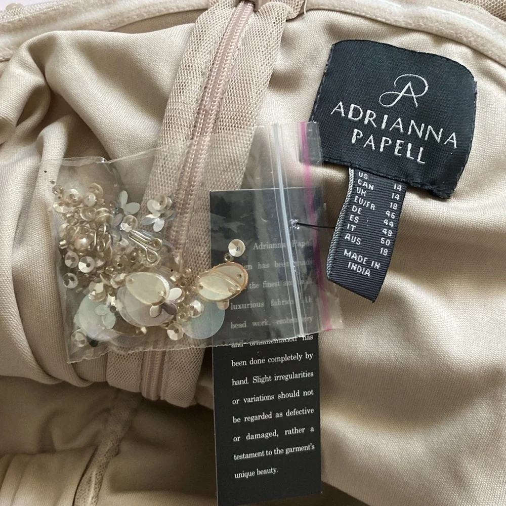 Adrianna Papell NWT off shoulder size 14 gown - Picture 15 of 16